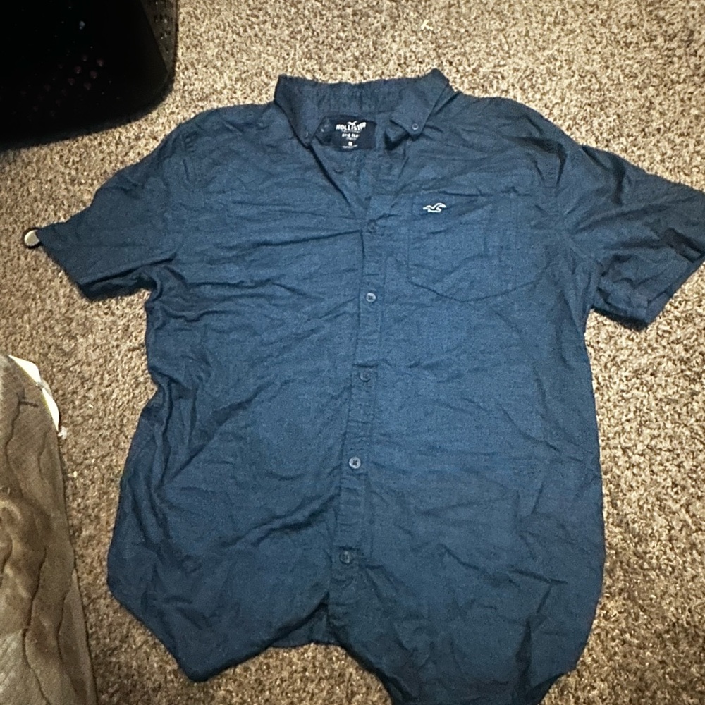 Hollister short sleeve button up